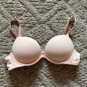 Victoria’s Secret PINK Bra
